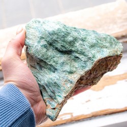 fuchsite, fuchsite crystal, raw fuchsite, raw crystal, bigger crystal