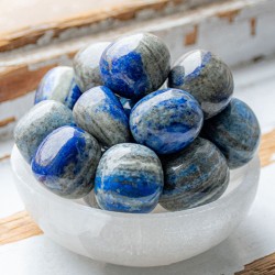 lapis lazuli, lapis lazuli kristal, žepni kristal, kamen prijateljstva, kamen za odnose, kamen za komunikacijo
