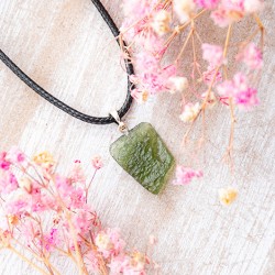 moldavite, Moldavite necklace, real moldavite, meteroite