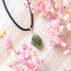 moldavite, Moldavite necklace, real moldavite, meteroite