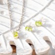 peridot, peridot ogrlica, peridot nakit, peridot srebrna ogrlica, srebrna ogrlica s kristali, ogrlica s kristali