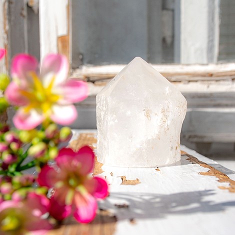 CLEAR QUARTZ CRYSTAL natural raw point CLEAR QUARTZ CRYSTAL