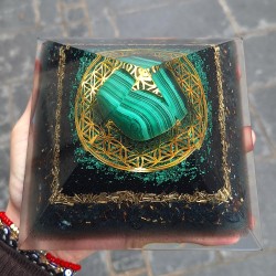MALACHITE orgonite pyramid, handmade orgonite, orgonite, orgonite pyramid, malachite orgonite
