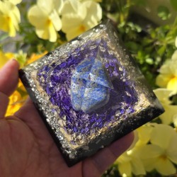 lapis lazuli, orgonite, orgonite pyramid, orgonite pyramid with crystals, cleansing crystals, energy crystals