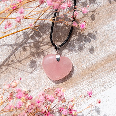 ROSE QUARTZ necklace heart with silver loop, ROSE QUARTZ crystal  ROSE QUARTZ jewellery