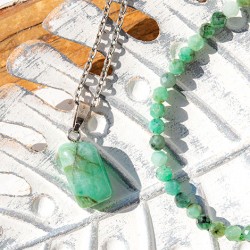 emerald jewellery, emerald set, emeral bracelt, emerald necklace, emerald gift set