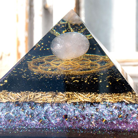 ROSE QUARTZ AMETHYST BLACK TOURMALINE orgonite pyramid flower of life, orgonite, orgonite pyramid, orgonite with rose quartz