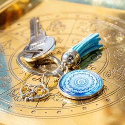 mandala, handmade, blue mandala, mandala on a keychain,handmade mandala