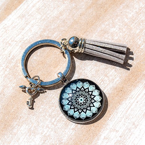 MANDALA keychain grey blue hearts, mandala, handmade, mandala keychain, handmade mandala