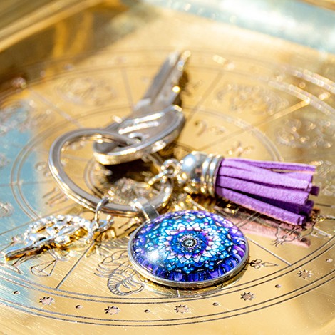 MANDALA keychain purple fairy, mandala, handmade mandala, mandala keychain