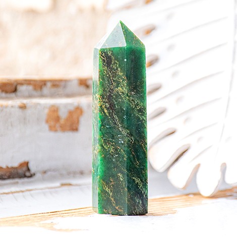 EMERALD obelisk, emerald, natural emerald, emerald point, emerald crystal, crystal point