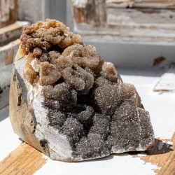 ametist črn,  črni ametist kristal, ametist večji kos, ametist geoda, ametist rastišče, ametist cena