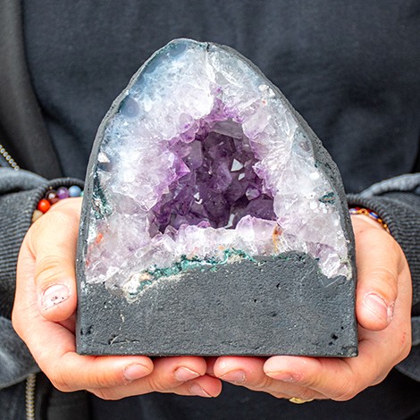 ametist, ametist geoda, ametist razstišče, kvarc geoda, kvarc razstišče, amethyst, ametyst geode