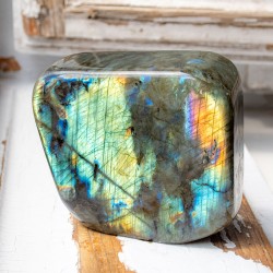 LABRADORITE bigger polished labradorit crystal, labradorite gemstone