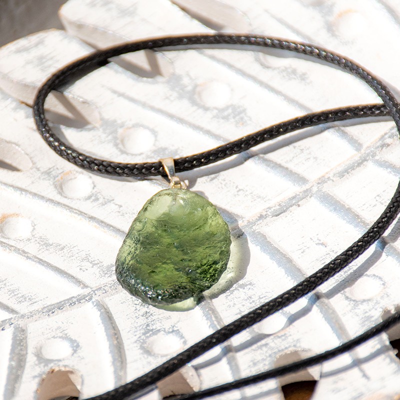 moldavite, Moldavite necklace, real moldavite, meteroite