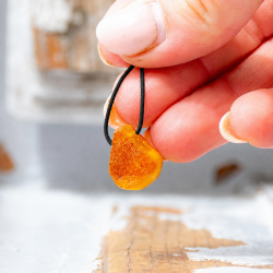 AMBER necklace raw piece, amber, amber crystal, amber necklace, amber jewellery, crystal necklace, crystal jewellery