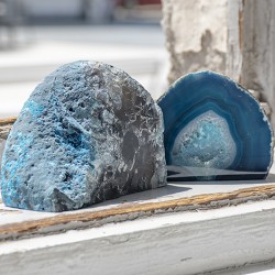 agate, blue agate, geode, agate geode, blue agate geode, agate bigger piece, blue crystals, communication crystals