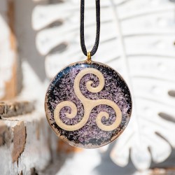 AMETHYST BLACK TOURMALINE orgonite necklace the triskelion, orgonite, orgonite necklace, amethyst