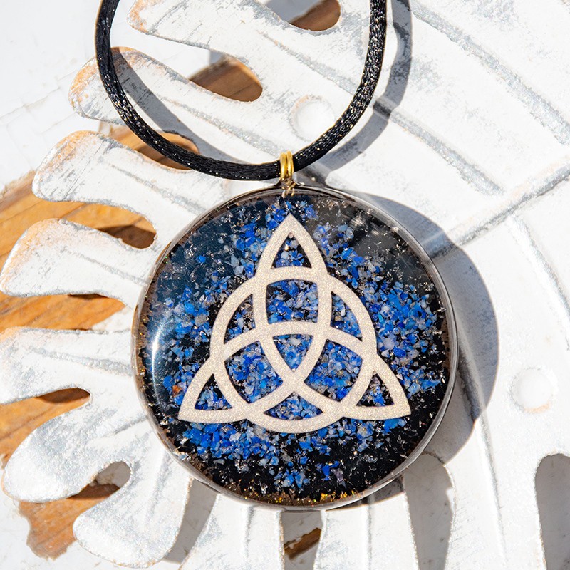 lapis lazuli, črni turmalin, orgonit, orgonit ogrlica, orgonit nakit, energijski nakit, sevanje