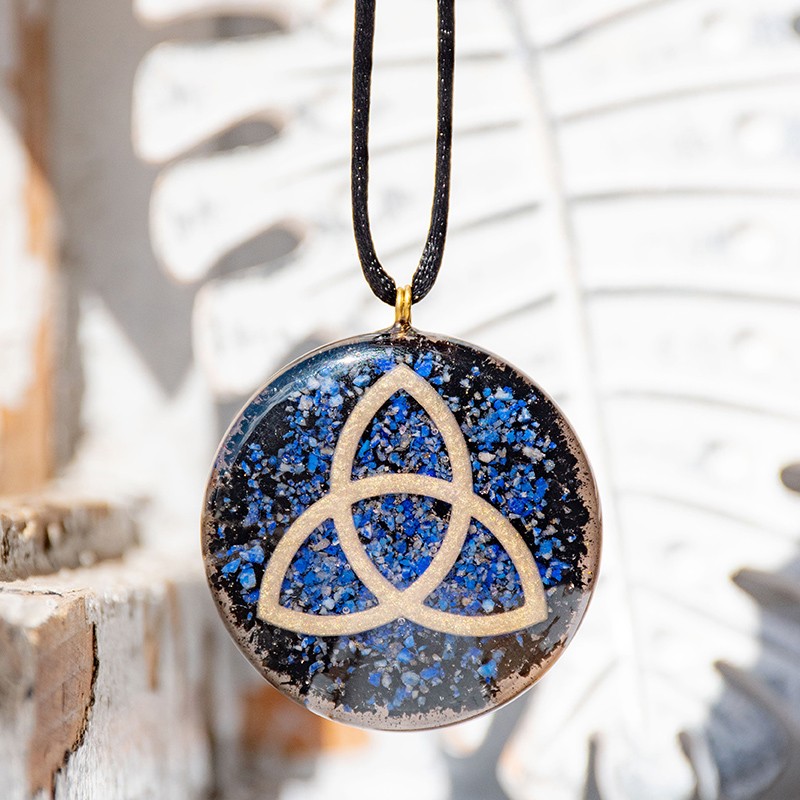 lapis lazuli, črni turmalin, orgonit, orgonit ogrlica, orgonit nakit, energijski nakit, sevanje
