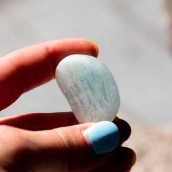 akvamarin, akvamarin kristal, akvamarin kamen akvamarin žepni kristal, kristal za komunikacijo, grlena čakra