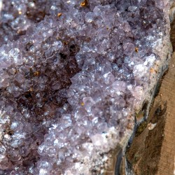 AMETHYST black geode 190 g AMETHYST black