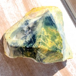 serpentin špica, serpentin, serpentin kristal, serpentin kamen