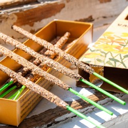 dišeče palčke, naravne dišeče palčke, dišeče palčke z vanilijo, incense sticks, naravna kadila, kadilo vanilija