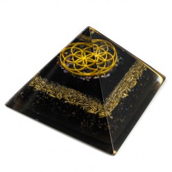 šugilit, orgonit, piramida