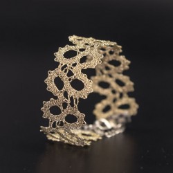 idrijska čipka, ročno izdelana, staro zlato, zapestnica, nakit